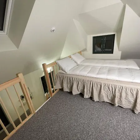 Apartment Bnb Nicolas 11 *