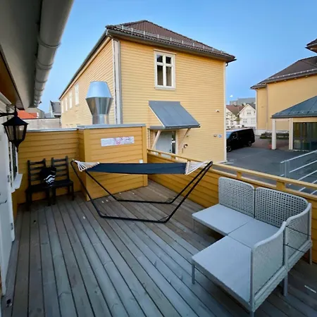 At Nicolas 11 Apartment *